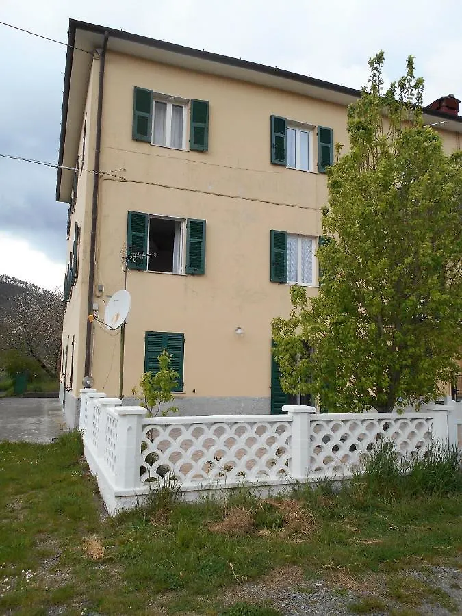 Casa Margherita Sesta Godano Apartment